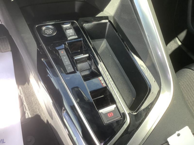 Peugeot 3008 Hybrid 145 e-DCS6 Allure Pack