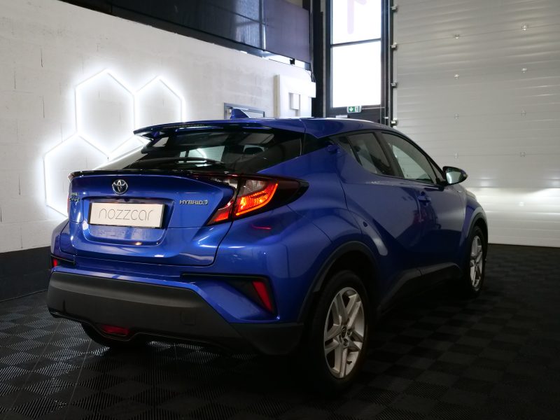 TOYOTA C-HR 2021