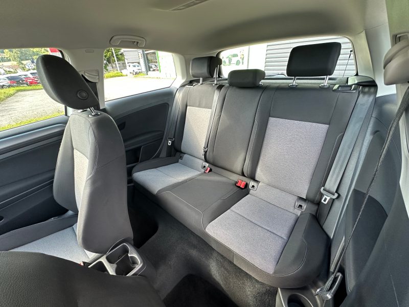 VOLKSWAGEN GOLF 2017