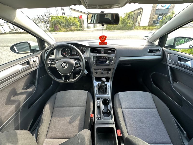 VOLKSWAGEN GOLF 2017