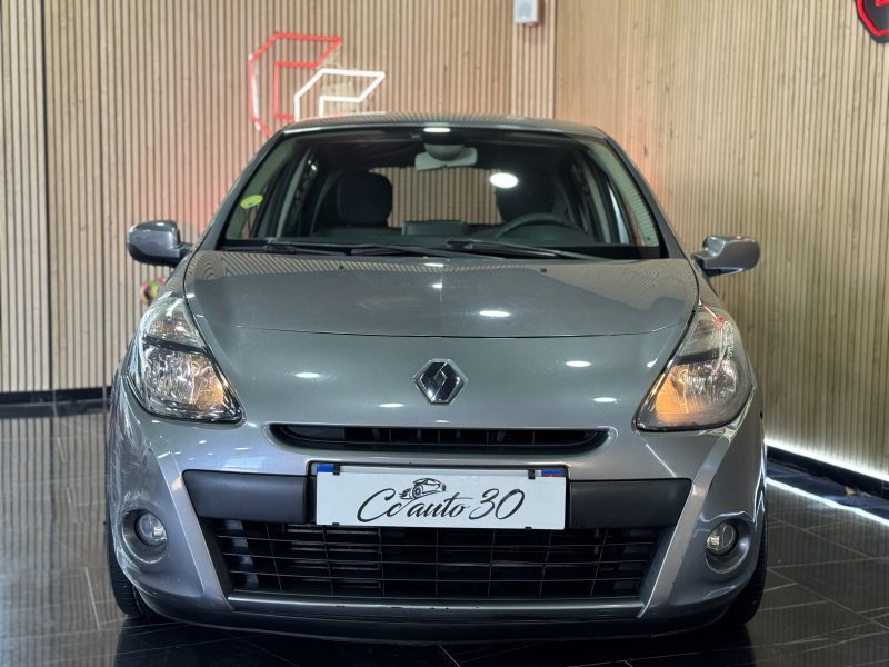 RENAULT CLIO 2011