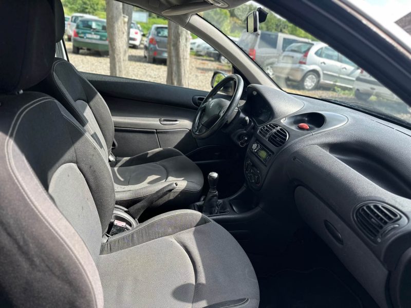 PEUGEOT 206 2006
