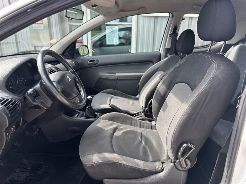 PEUGEOT 206 2006