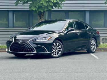 LEXUS ES300H 2023