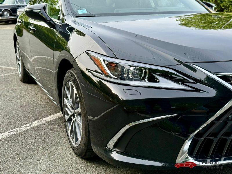 LEXUS ES300H 2023