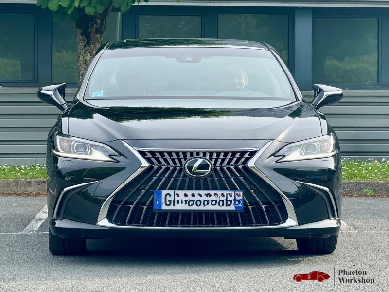 LEXUS ES300H 2023