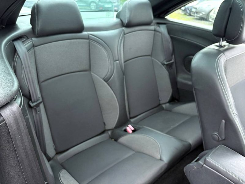 RENAULT MEGANE CC 1.4 TCE 130cv garantie 12 mois