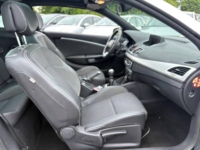 RENAULT MEGANE CC 1.4 TCE 130cv garantie 12 mois