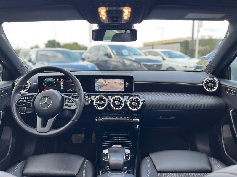 MERCEDES CLASSE A 180 D BUSINESS LINE 7G-DCT