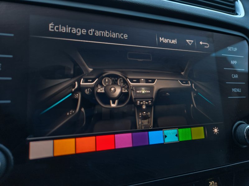 SKODA OCTAVIA Combi RS 2.0 TSI 245*LED*CARPLAY*VELVET*