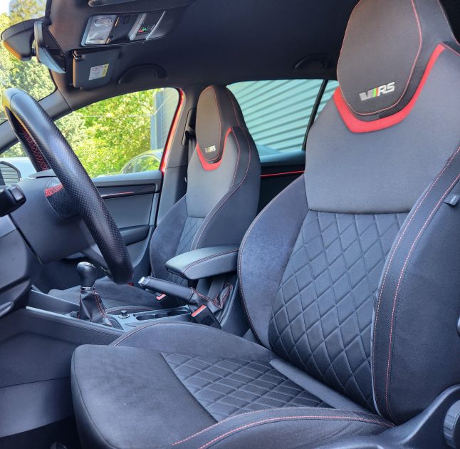 SKODA OCTAVIA Combi RS 2.0 TSI 245*LED*CARPLAY*VELVET*