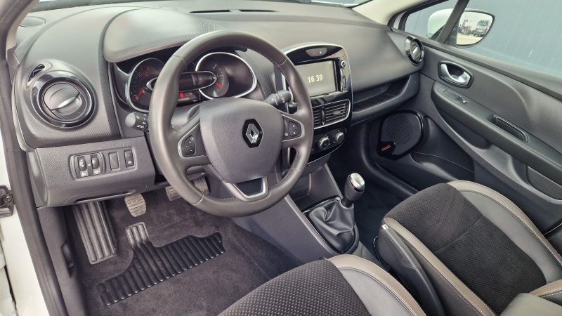 RENAULT CLIO 2019