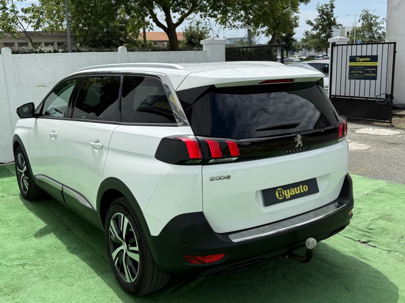 PEUGEOT 5008 II (MC_, MJ_, MR_, M4_) 0001