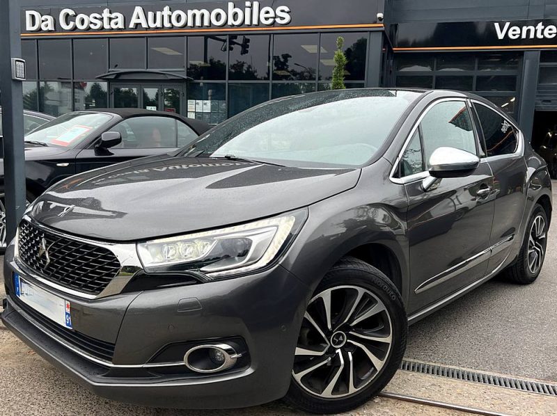 DS DS 4 CONNECT CHIC 1.2 130 Cv APPLE CARPLAY & ANDROID CAMERA RECUL CRIT AIR 1 - GARANTIE 1 AN