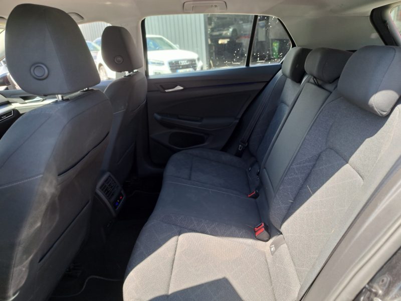 VOLKSWAGEN GOLF 2021