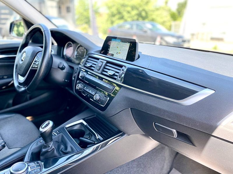 B.M.W. SERIE 1 114d 1.5D 95ch URBAN CHIC