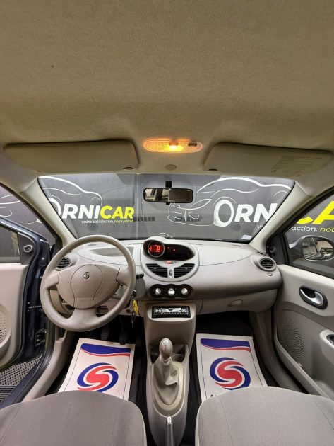 RENAULT TWINGO 2009