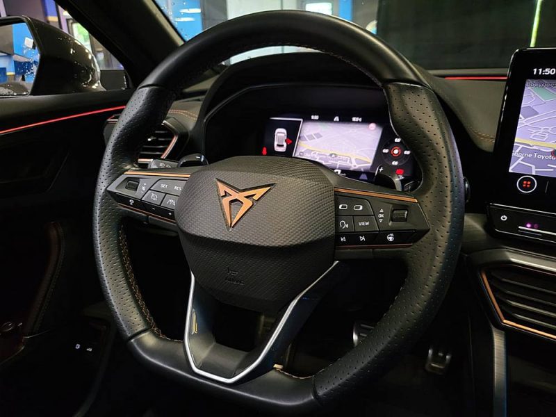 CUPRA FORMENTOR 1.4 e-Hybrid 245cv VZ / SUIVI CUPRA / 1ERE MAIN / TOIT OUVRANT / SIEGE ELECTRIQUE + 