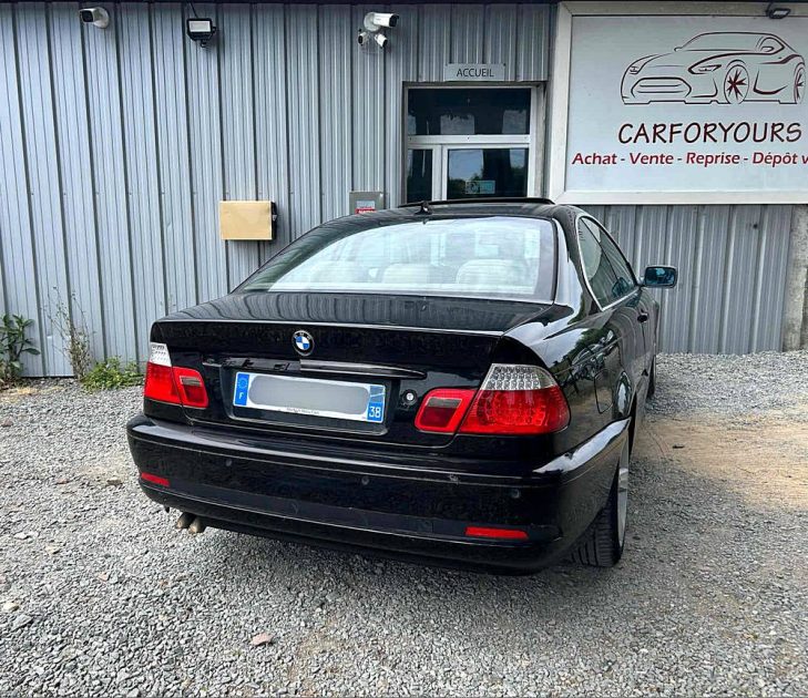 B.M.W. SERIE 3 2004