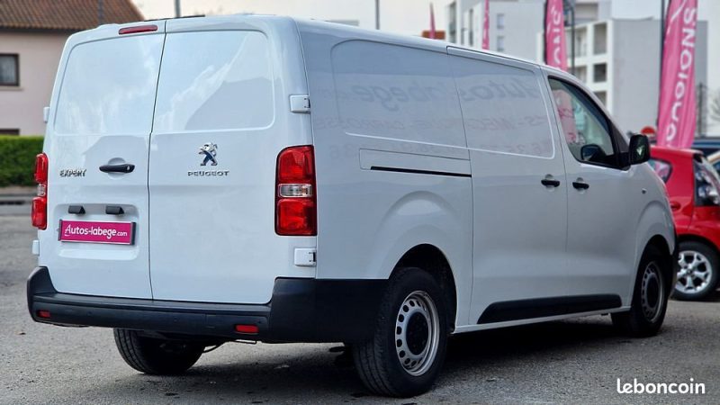 PEUGEOT EXPERT 2023