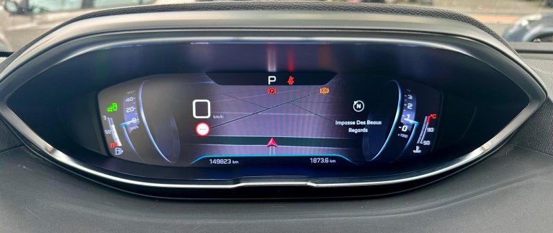 PEUGEOT 5008 2019