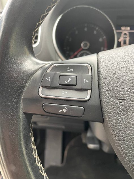 VOLKSWAGEN GOLF MATCH GARANTIE 12 MOIS 2012