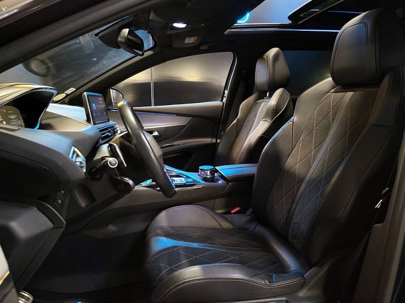 PEUGEOT 5008 2,0 180cv GT 7 PLACES TOIT OUVRANT / FOCAL / ANGLE MORT / KEYLESS / CARPLAY