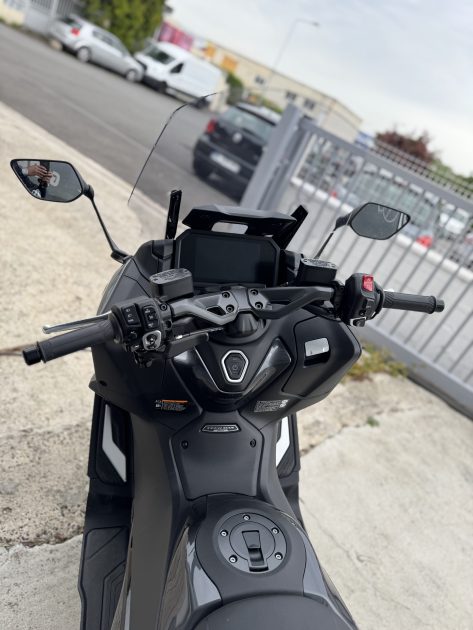 YAMAHA XP560D 2023 Tech Max