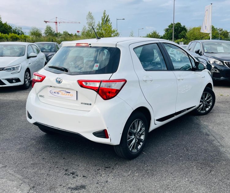 TOYOTA YARIS HYBRID 1.5 DYNAMIC 100H