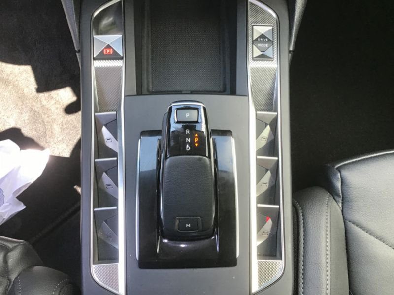 DS DS 3 PureTech 130 EAT8 Rivoli