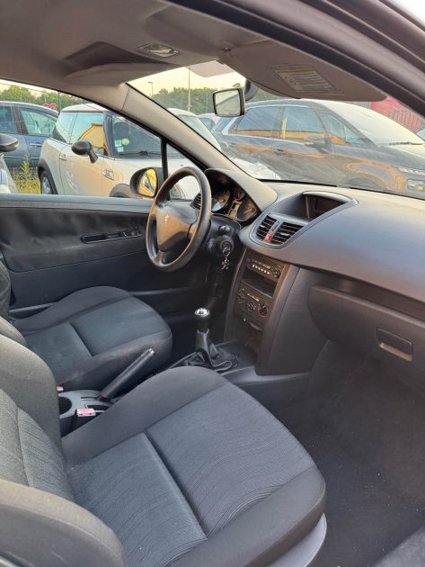 PEUGEOT 207 2008