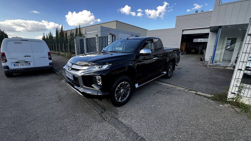 MITSUBISHI L 200 2020