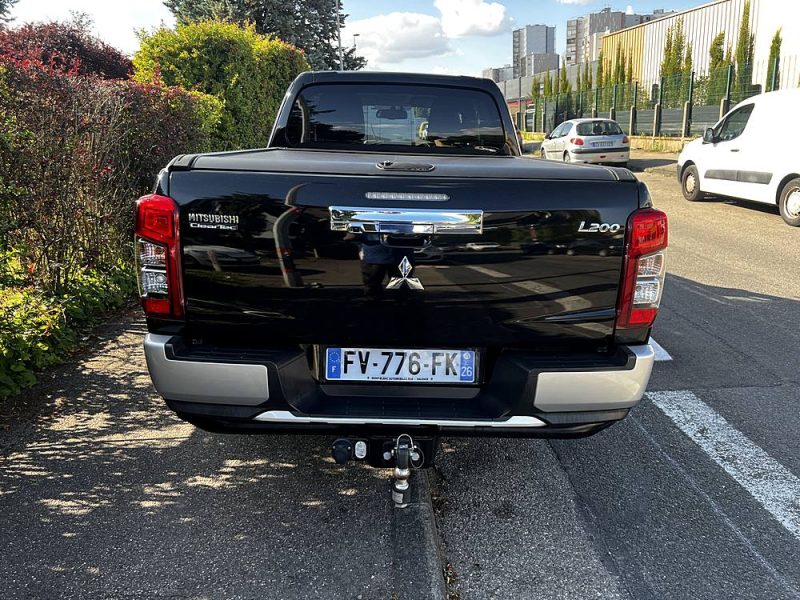 MITSUBISHI L 200 2020