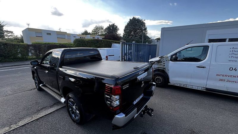 MITSUBISHI L 200 2020