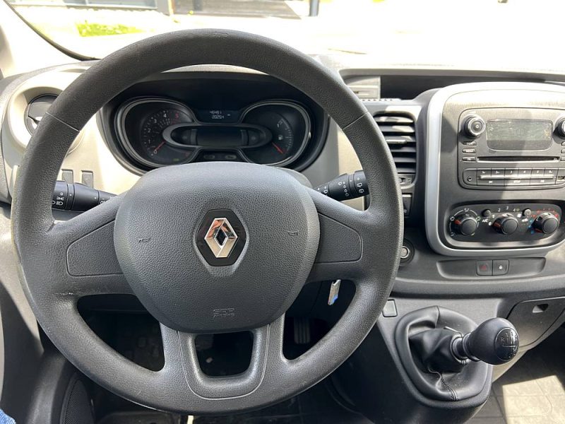 RENAULT TRAFIC 1.6 DCI 125 9 PLACES RADAR DE RECUL /BLUETOOTH /CLIMATISATION