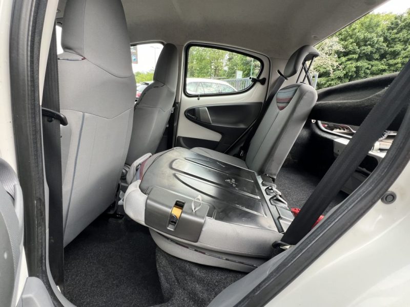 CITROEN C1 PHASE 2 1.0 68 Cv BOITE AUTOMATIQUE BLUETOOTH CLIMATISATION CRIT AIR 1 - GARANTIE 1 AN