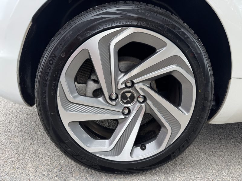 DS DS 5 2.0 BLUE HDI 150CV SPORT CHIC