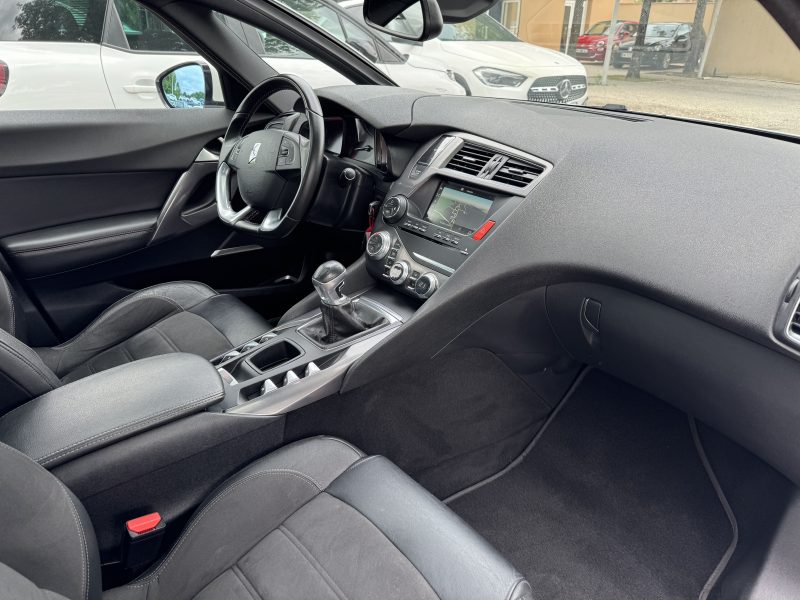 DS DS 5 2.0 BLUE HDI 150CV SPORT CHIC