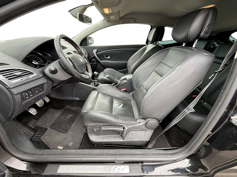 RENAULT  MEGANE GT-Line coupé 1.2 TCE 130ch