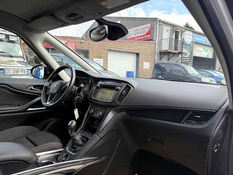 OPEL ZAFIRA TOURER 2016