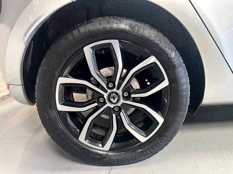 RENAULT CLIO IV 0.9 TCE 90 INTENS APPLE CARPLAY