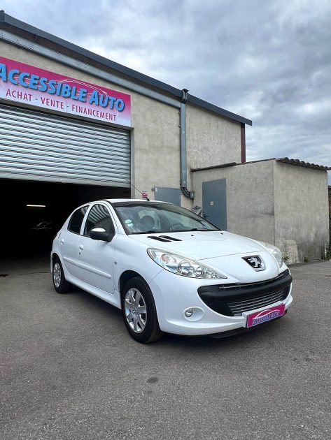 PEUGEOT 206+ 2011