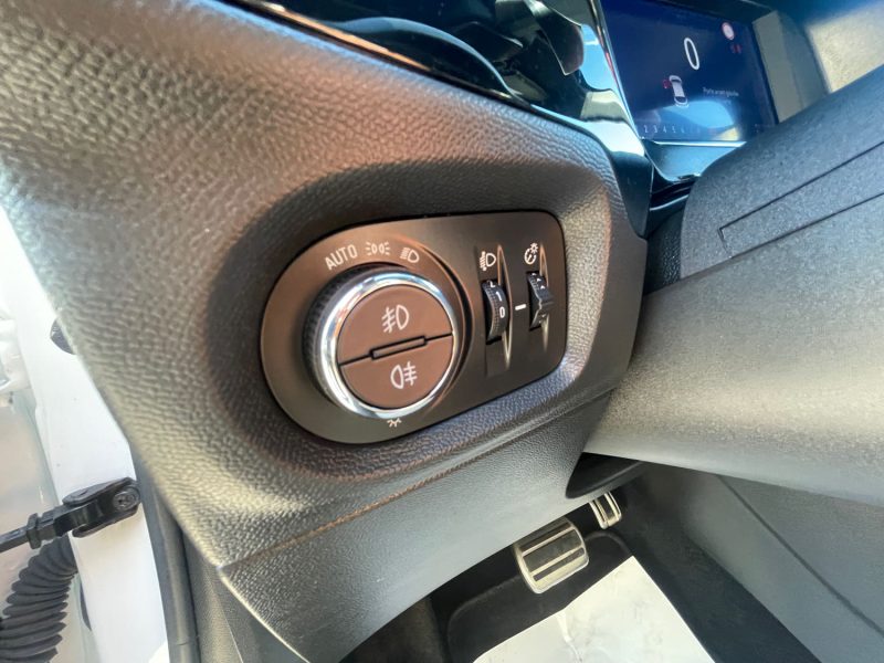 OPEL CORSA 2020 F GS-LINE 1.2i - 12V 130CV BOITE AUTO CRIT'AIR 1