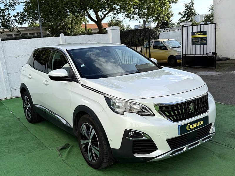 PEUGEOT 3008 2018