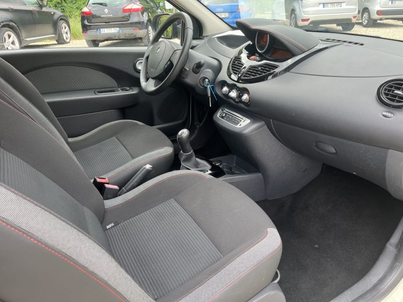 RENAULT TWINGO 2013