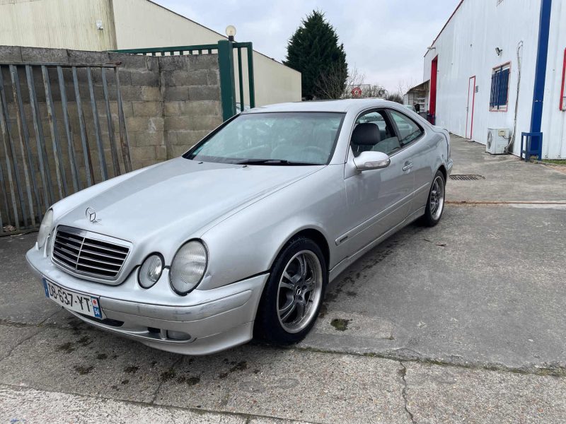 MERCEDES CLK EN L'ETAT