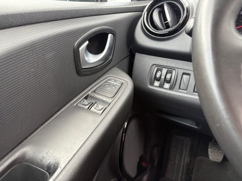 RENAULT CLIO 2017