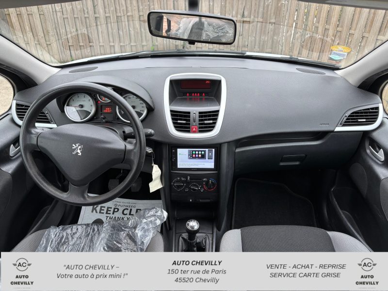 PEUGEOT 207 1.4 VTI 16V 95 Ch Urban Moove / Carplay