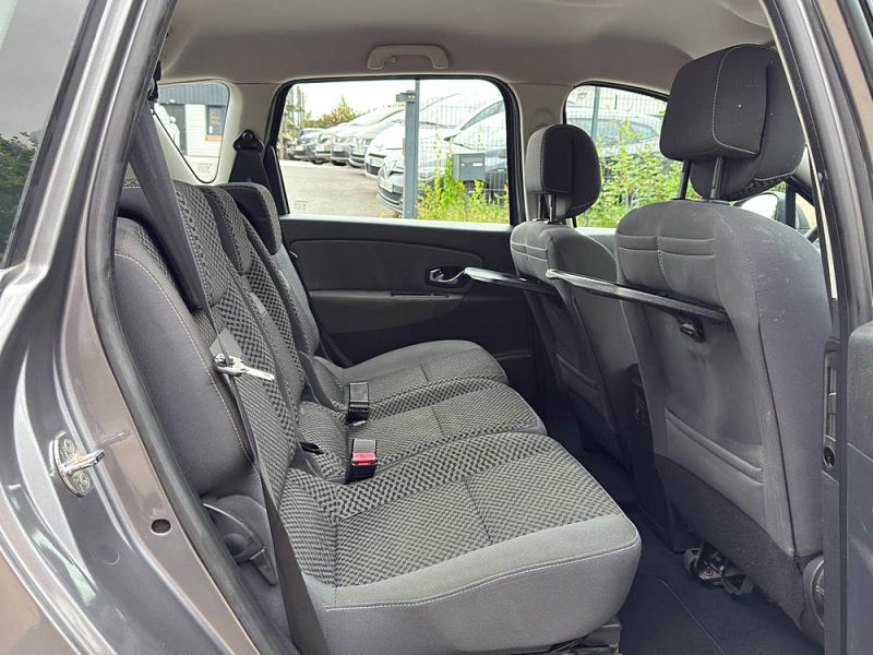 RENAULT MEGANE SCENIC 2011