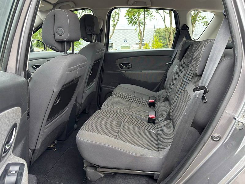 RENAULT MEGANE SCENIC 2011